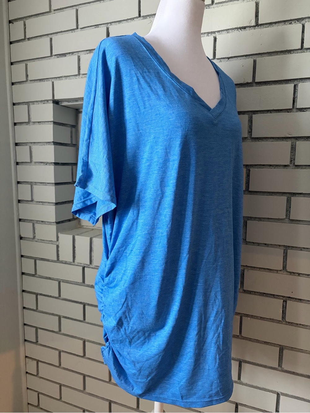 Women’s Halara Blue V-Neck Ruched Side Top